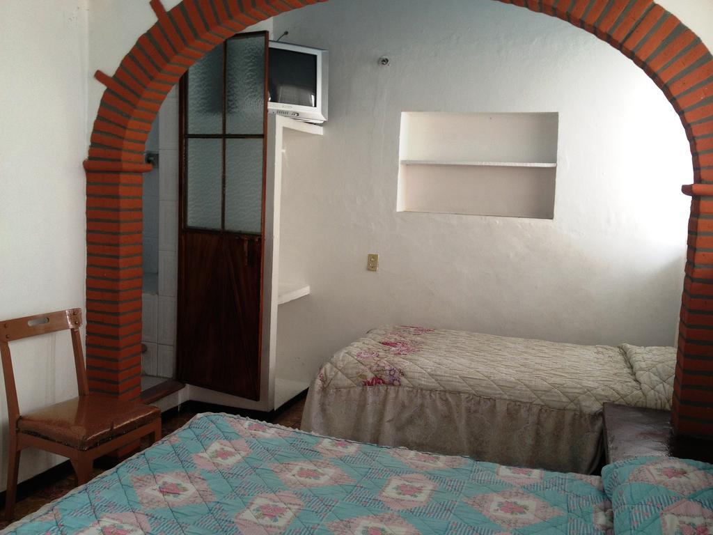 Hotel Posada Santa Anita Таско де Аларкон Екстериор снимка